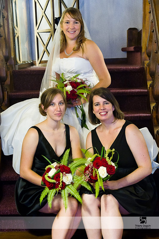Mariée et ses demoiselles d'honneur